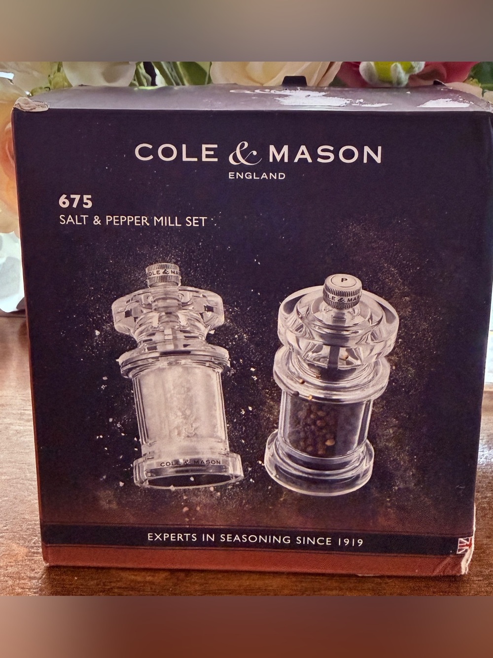 Cole & Mason 675 Clear Acrylic Salt & Pepper Mill Set - Clear